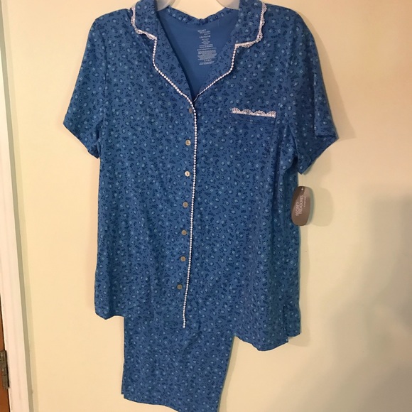 Secret Treasures Other - Secret Treasure Capri PJs Secret Treasures Other - Secret Treasure Capri PJs